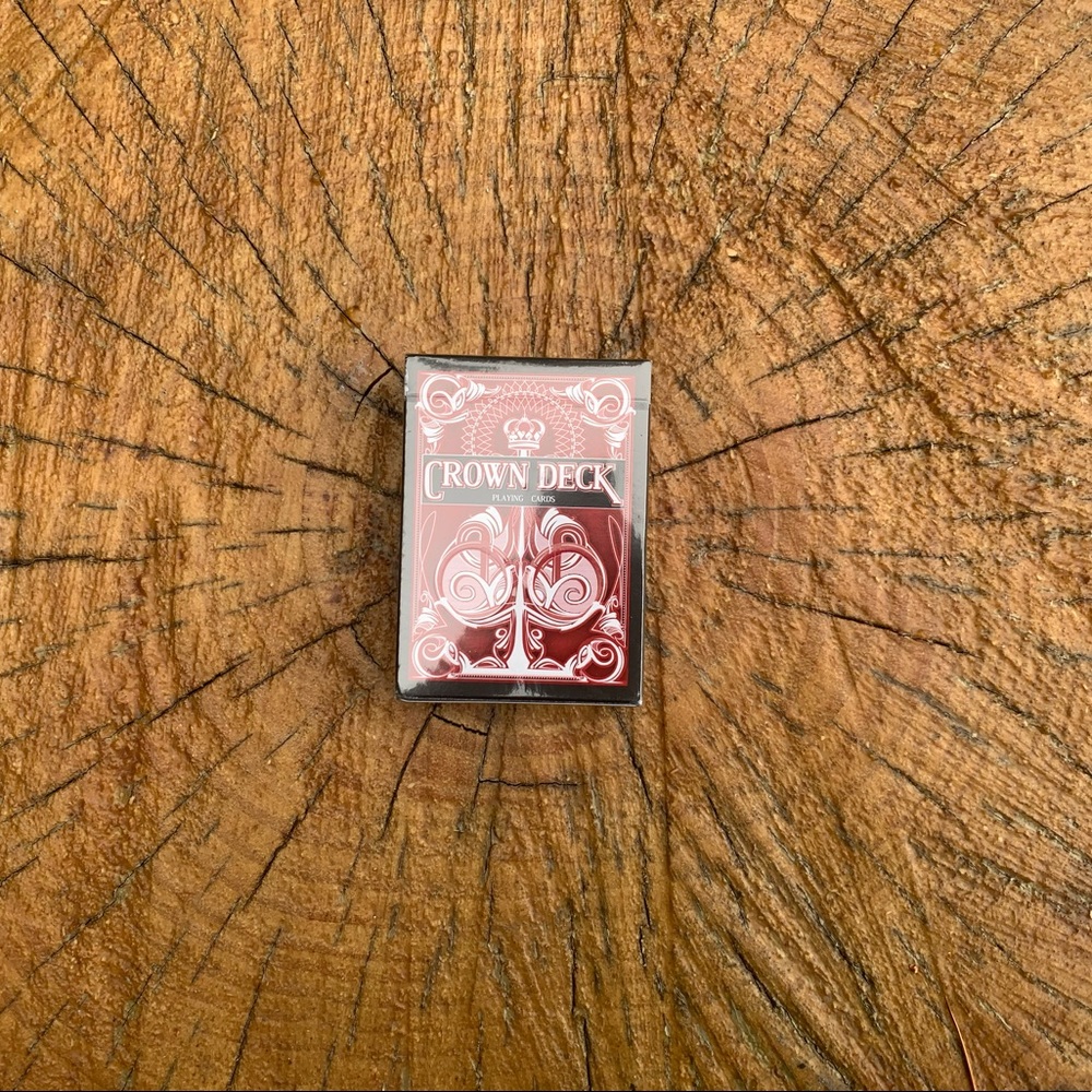 Crown Red v1 Playing Cards - Picture 4 of 4